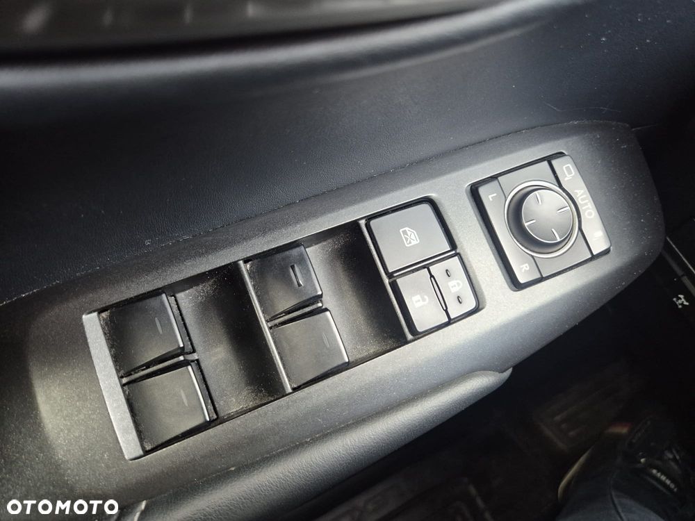 Lexus NX 200t Comfort AWD - 24
