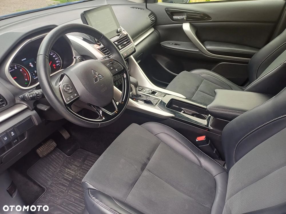 Mitsubishi Eclipse Cross - 8