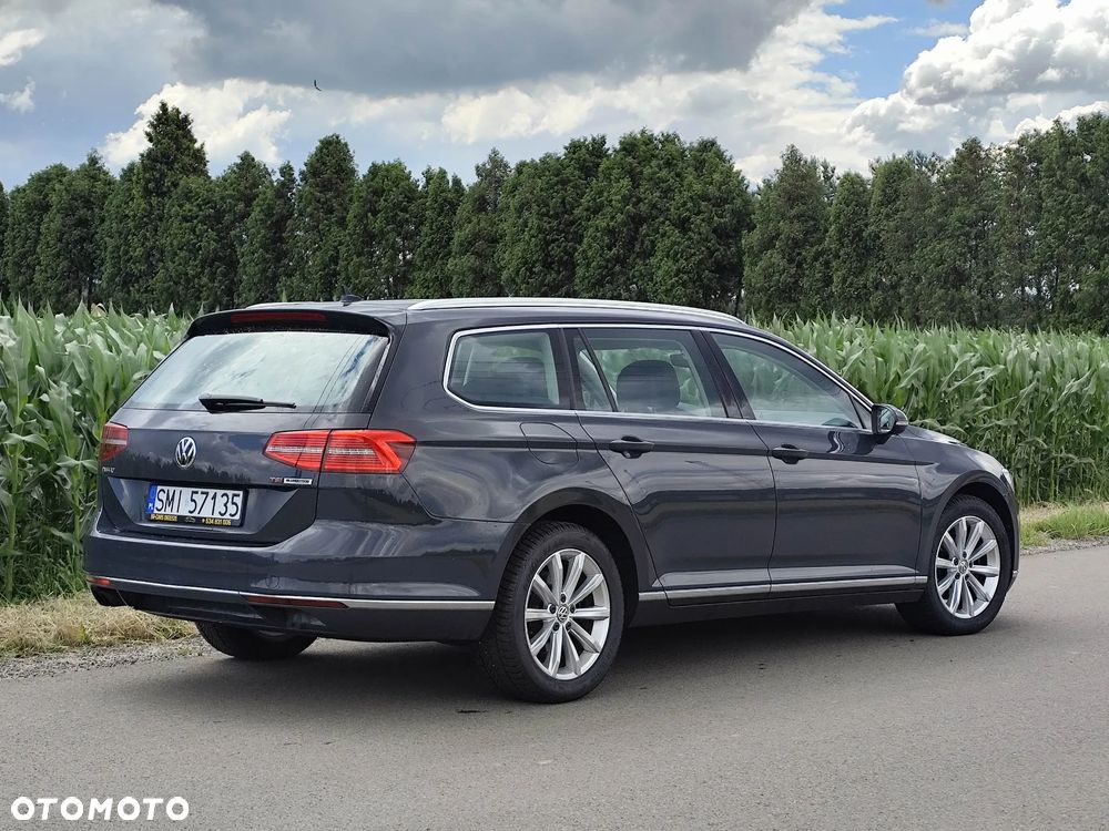Volkswagen Passat 1.8 TSI (BlueMotion Technology) DSG Highline - 3