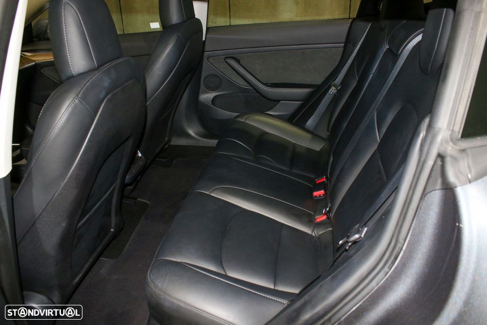 Tesla Model 3 Long Range AWD Dual Motor - 38