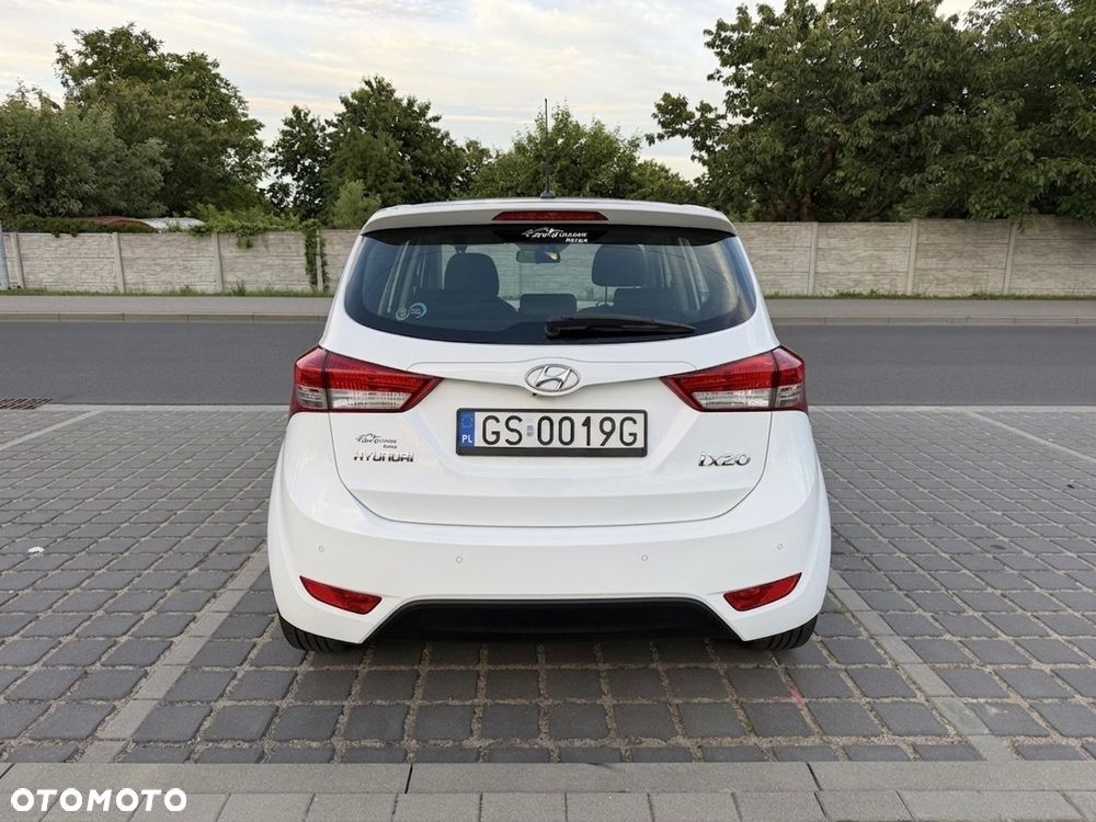 Hyundai ix20 1.6 CRDi blue YES Gold - 3