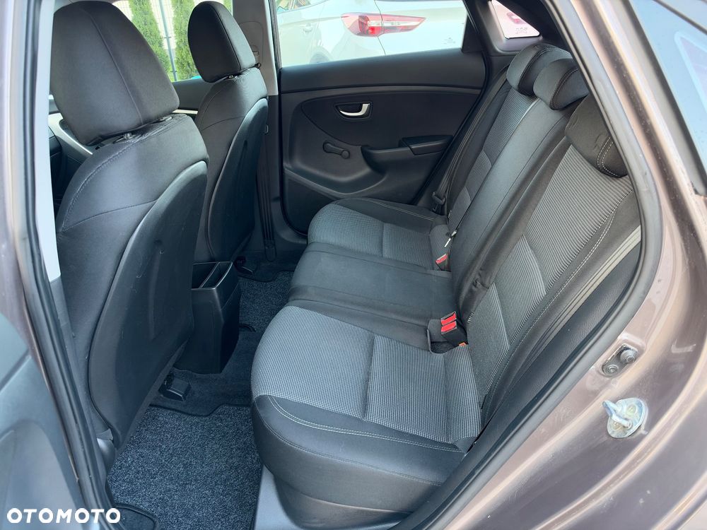Hyundai i30 - 10