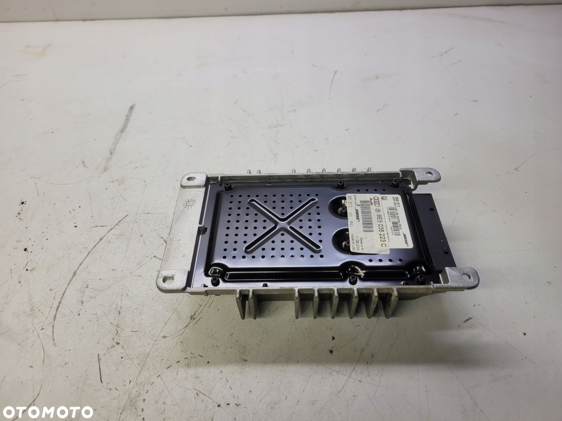 WZMACNIACZ BOSE AUDI A4 B6 B7 SEDAN 8E5035223C - 3