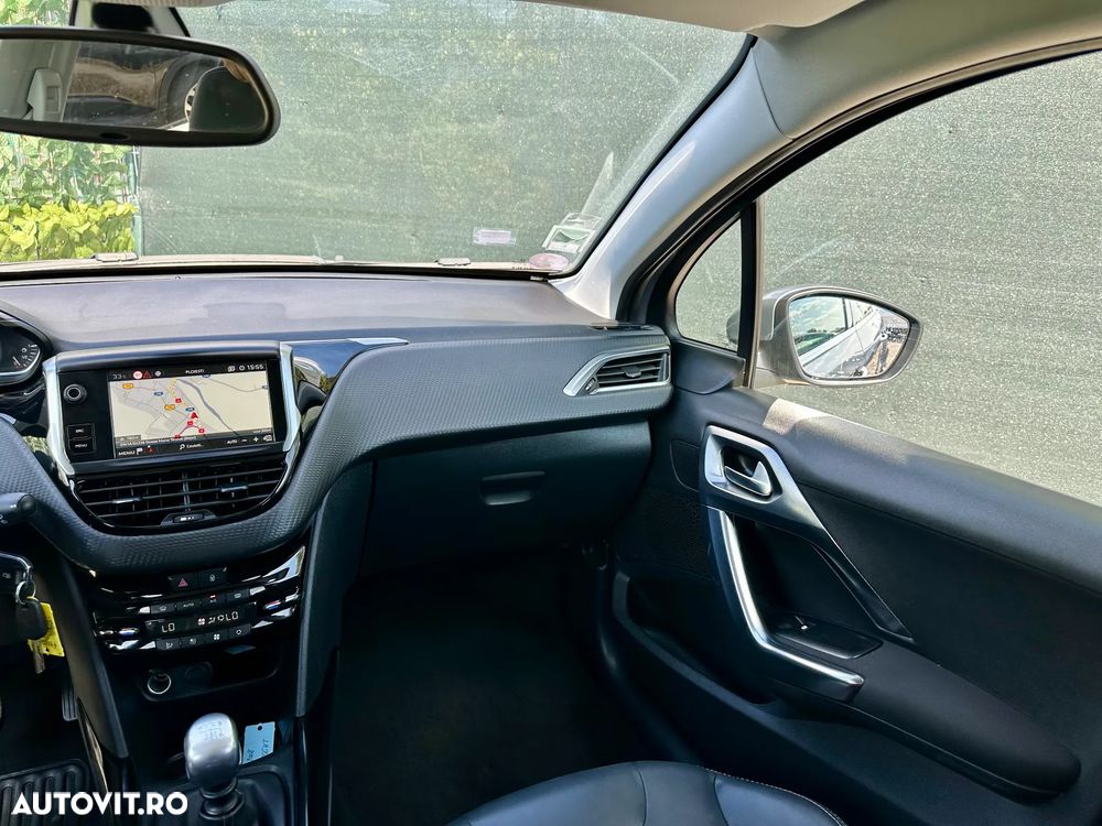 Peugeot 2008 - 10