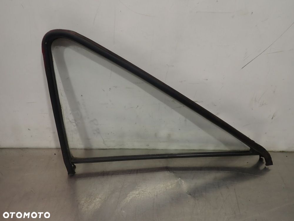 SZYBA TRÓJKĄTNA PRAWA PRZEDNIA VOLKSWAGEN T3 - 3