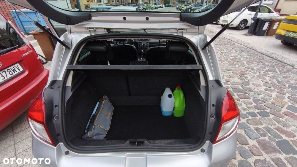 Renault Clio - 2