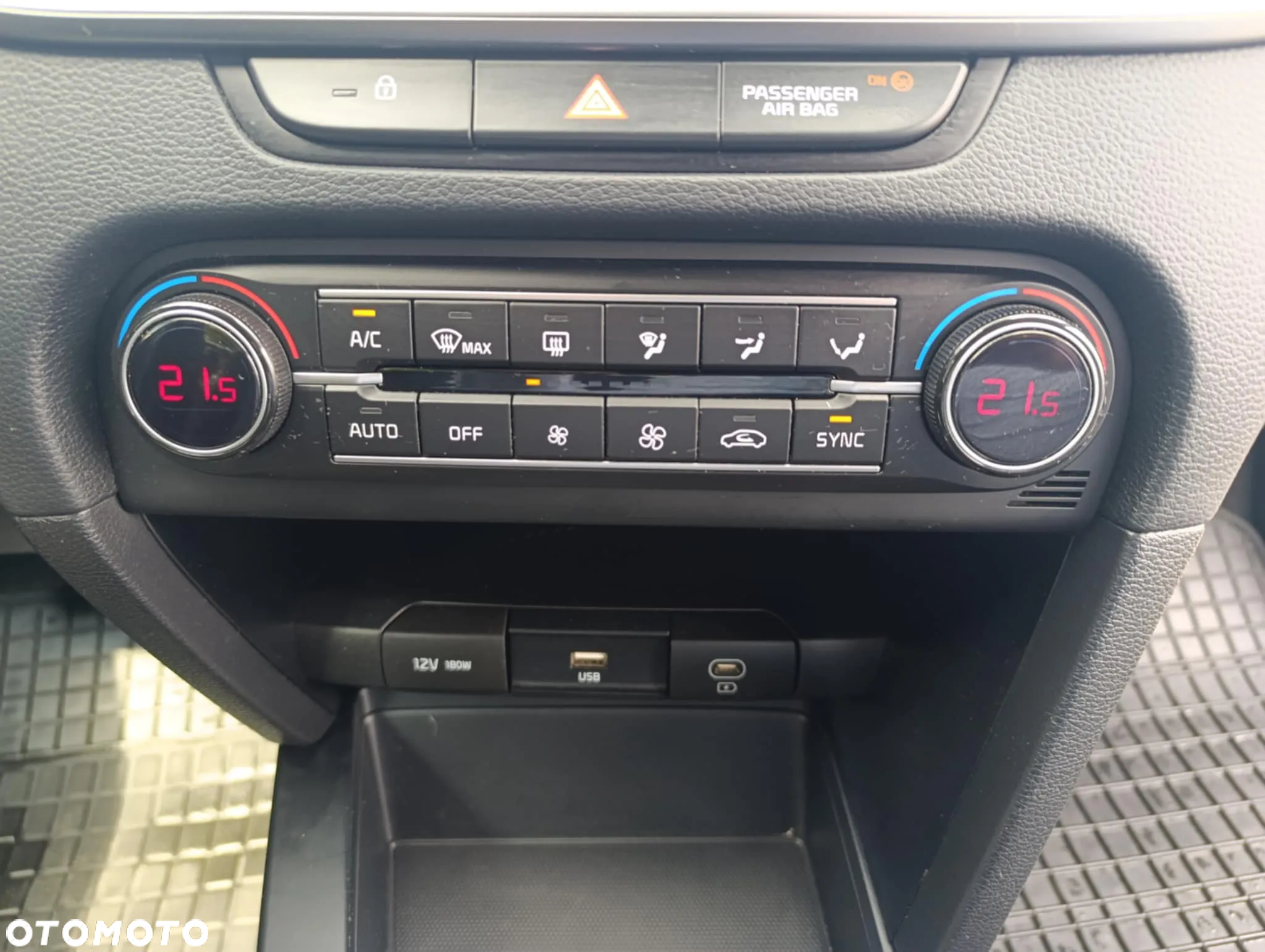 Kia XCeed 1.5 T-GDI M - 15