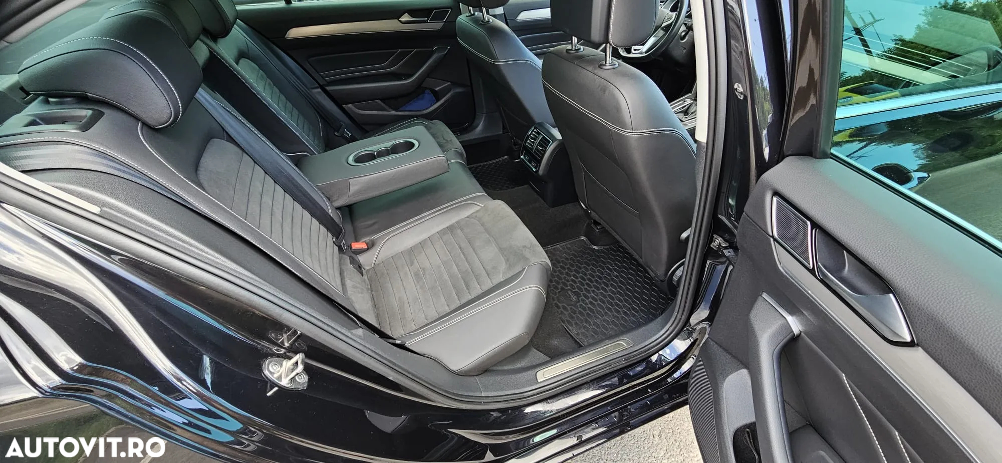 Volkswagen Passat 2.0 TDI DSG 4Mot Highline - 15
