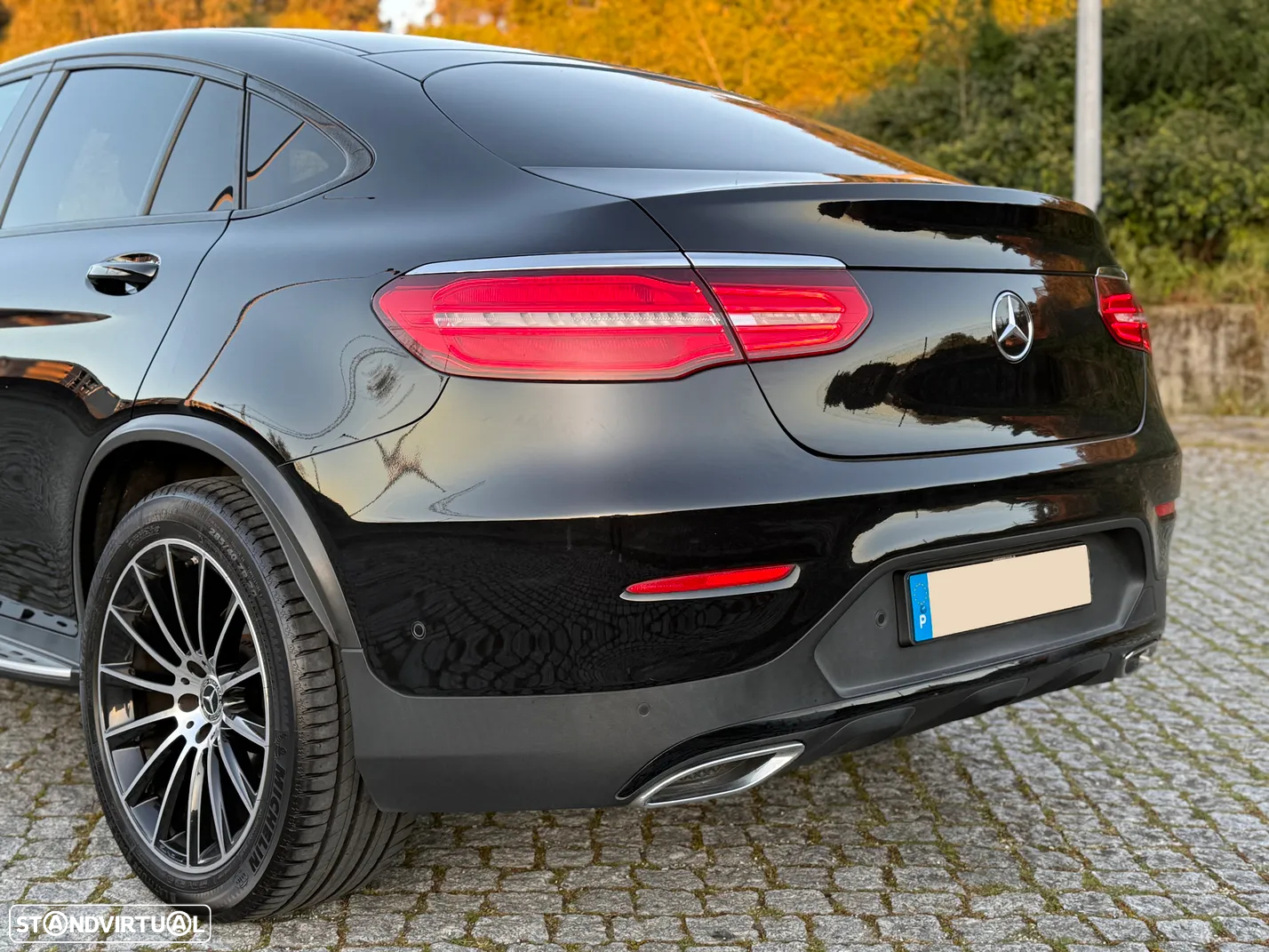 Mercedes-Benz GLC 250 d Coupe 4Matic 9G-TRONIC AMG Line - 17