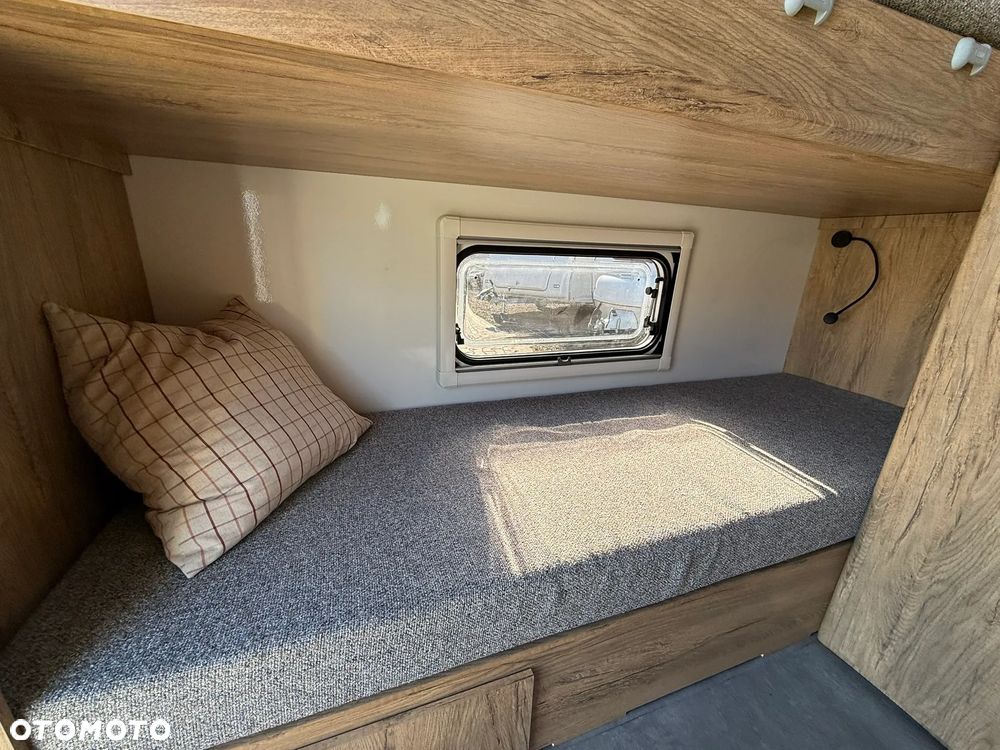 Niewiadów LAZUR przyczepa kempingowa NIEWIADÓWKA dla 4 osób z łazienką i WC 1000kg - 28