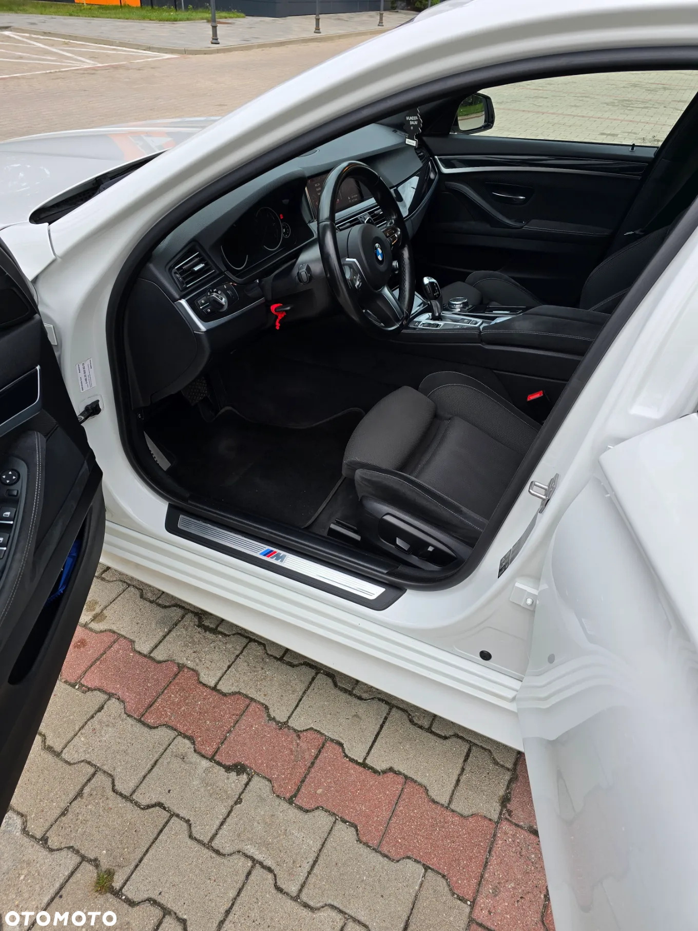 BMW Seria 5 520d xDrive M Sport sport - 8
