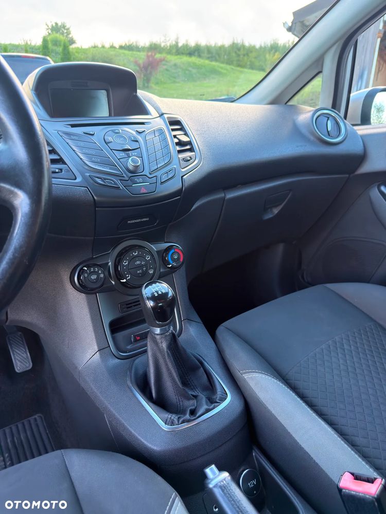 Ford Fiesta 1.25 Titanium - 9
