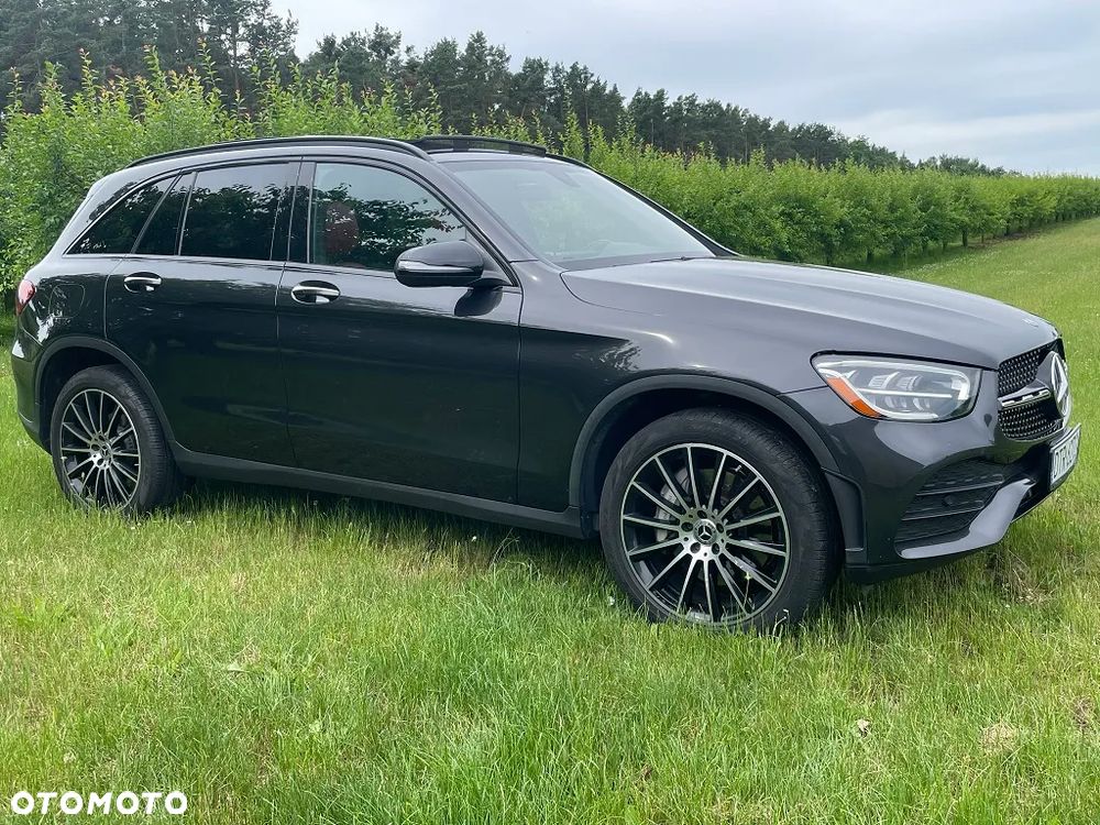Mercedes-Benz GLC 300 4Matic 9G-TRONIC AMG Line Plus - 10