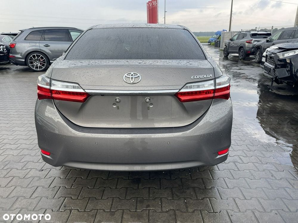 Toyota Corolla 1.6 Prestige MS EU6 - 3