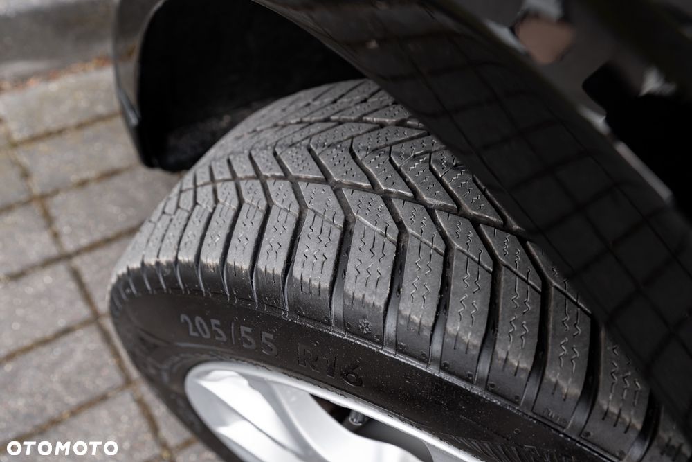 Lancia Delta 1.4 T-Jet Argento Euro5 - 35