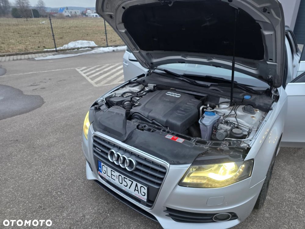 Audi A4 Avant 2.0 TDI DPF quattro S line Sportpaket (plus) - 19