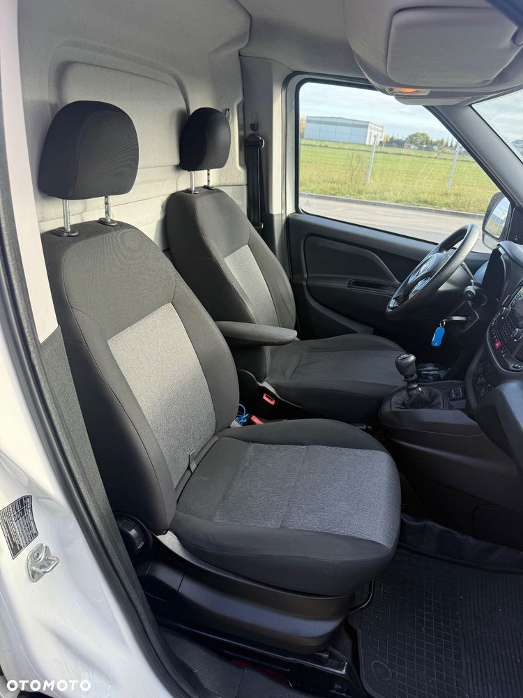 Fiat DOBLO L1H1, gwarancja, 1.6-105km,serwisowany, klima,tempomat, czujniki pdc - 7