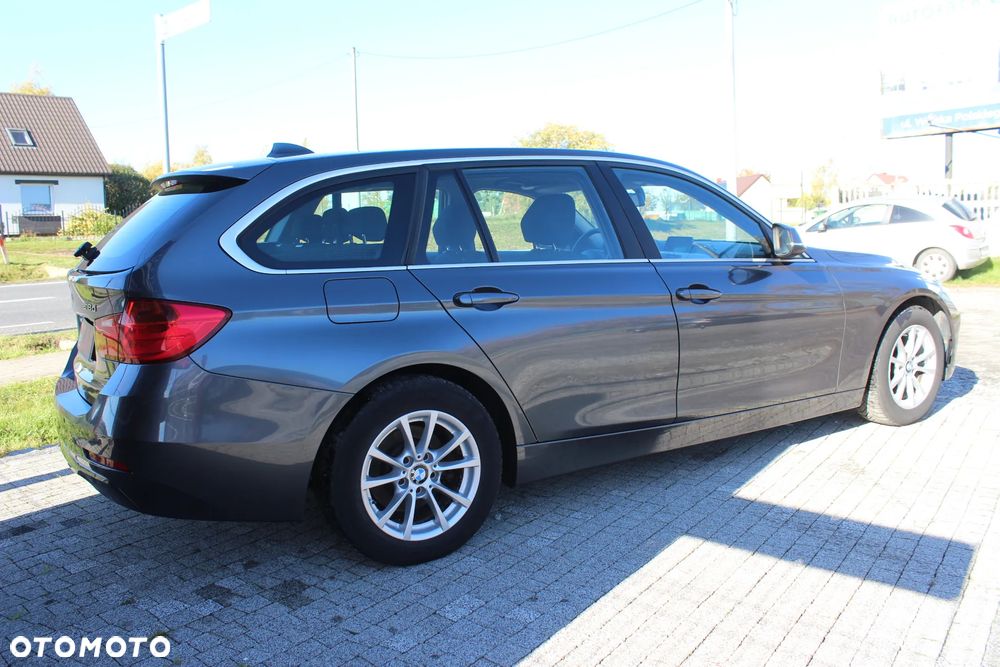 BMW 3 Series 2015 photo 5