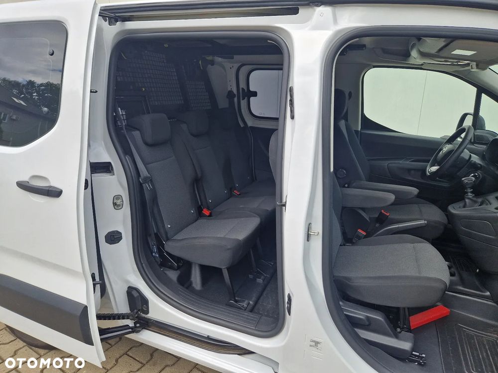 Toyota ProAce Kombi 1.5 D-4D Medium 2,6t - 20