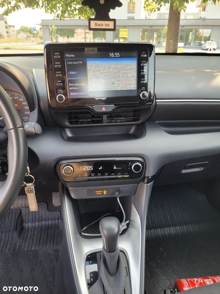 Toyota Yaris - 12
