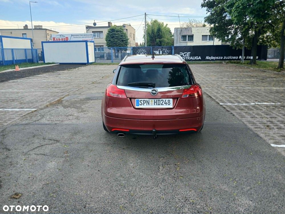 Opel Insignia 2.0 CDTI - 9