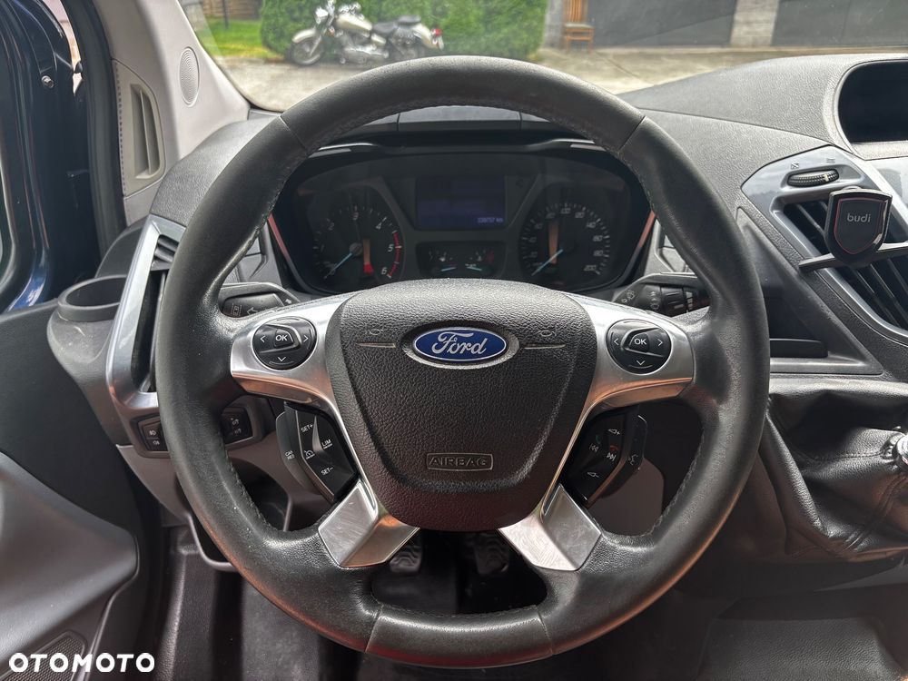 Ford Transit custom - 11