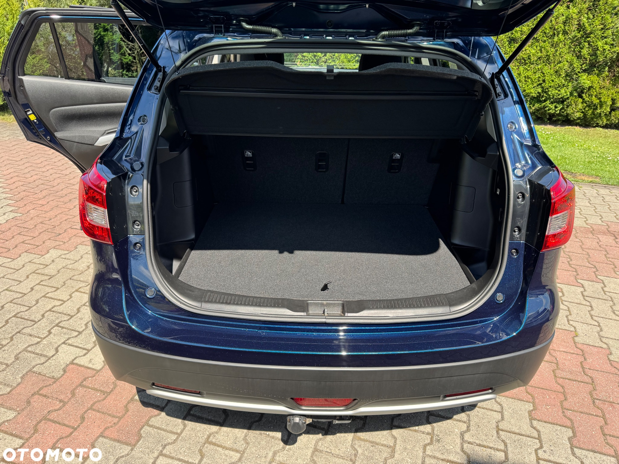 Suzuki SX4 S-Cross 1.4 T Premium - 23