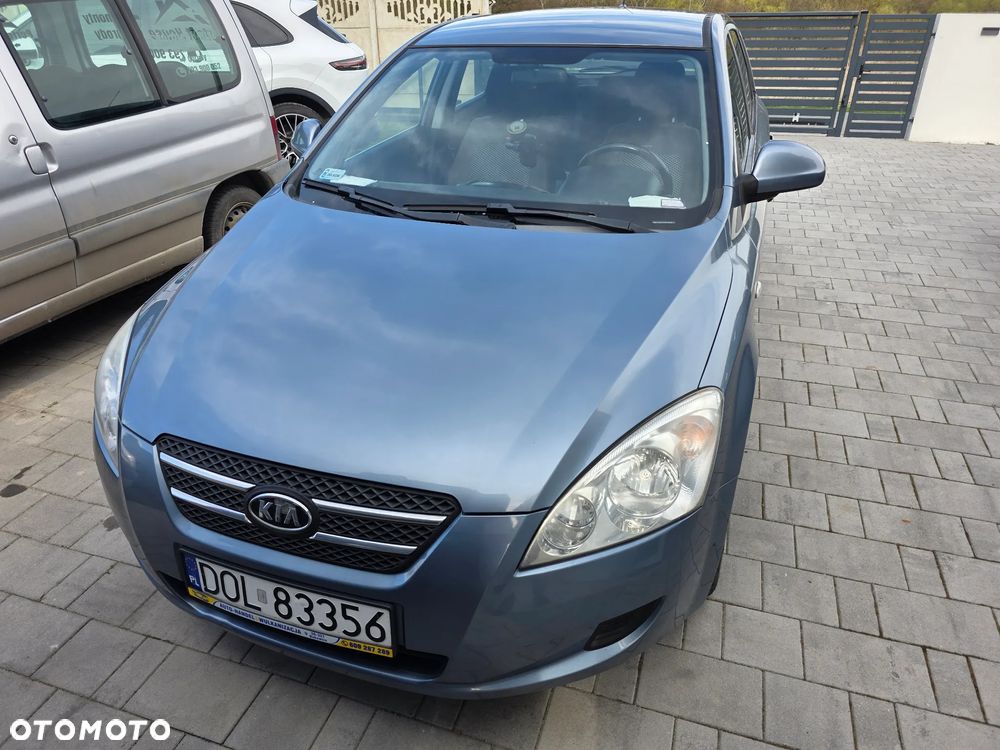 Kia Ceed 1.4 Comfort + - 2