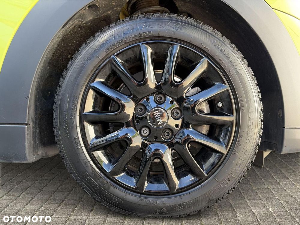 MINI Cooper Classic Trim - 4