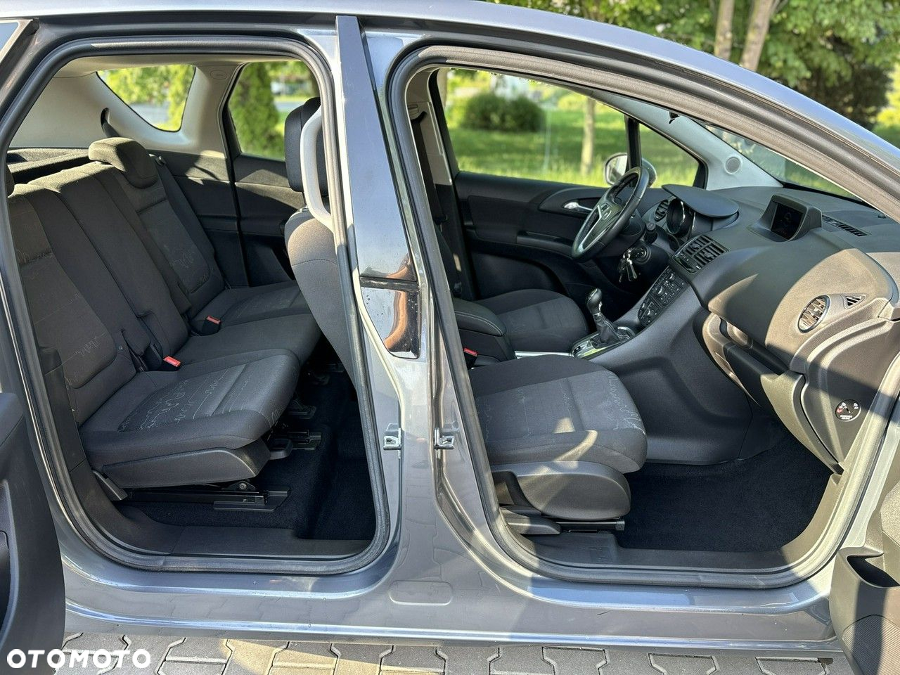 Opel Meriva - 11