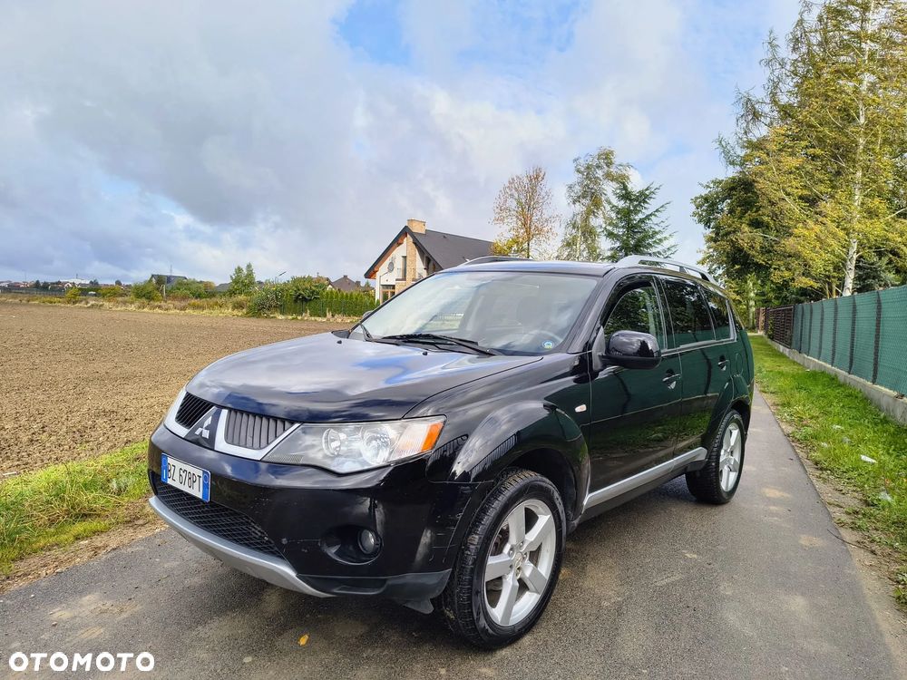 Mitsubishi Outlander 2.0 DI-D 4WD Instyle - 6