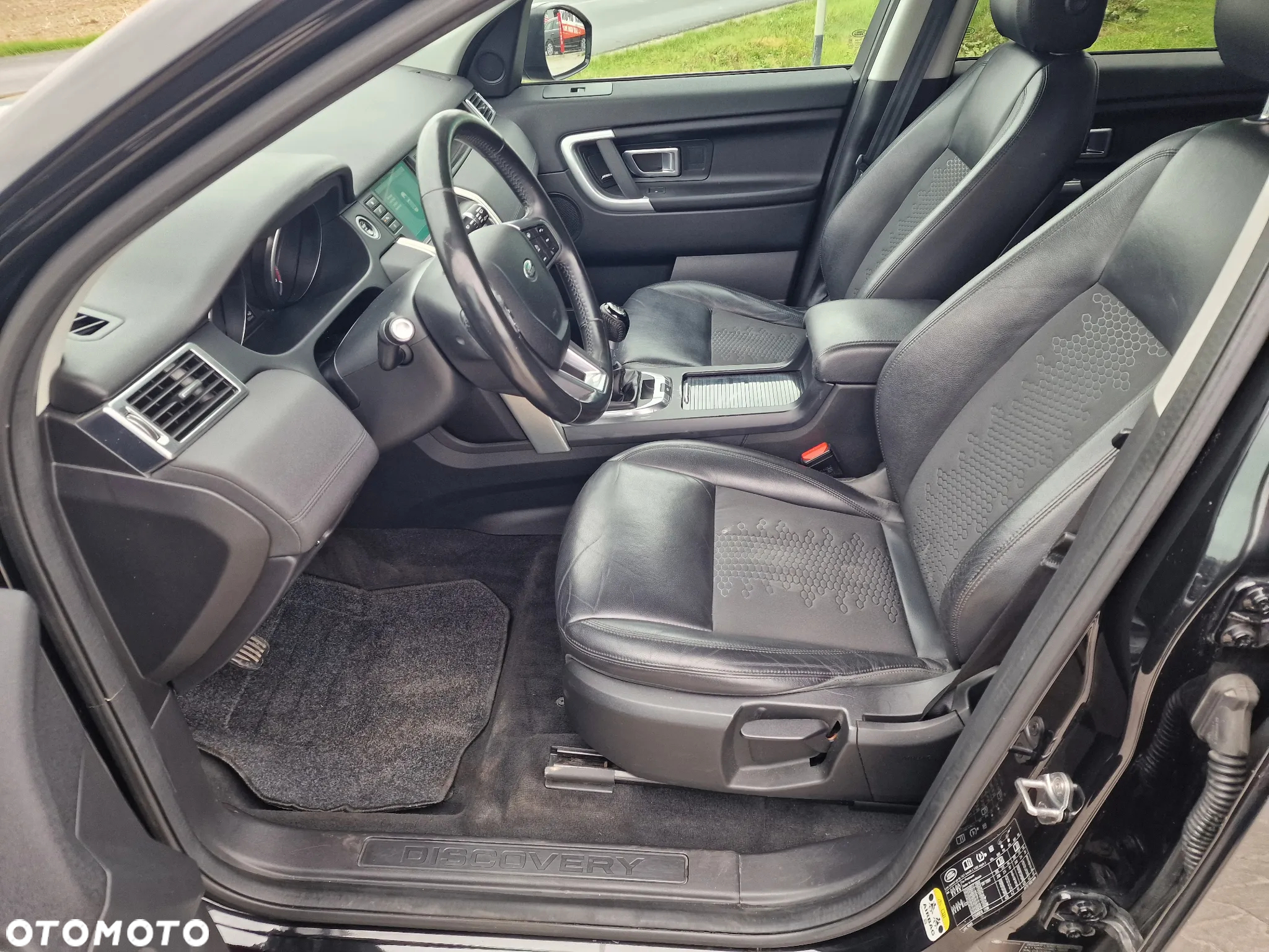 Land Rover Discovery Sport 2.0 D150 SE - 18