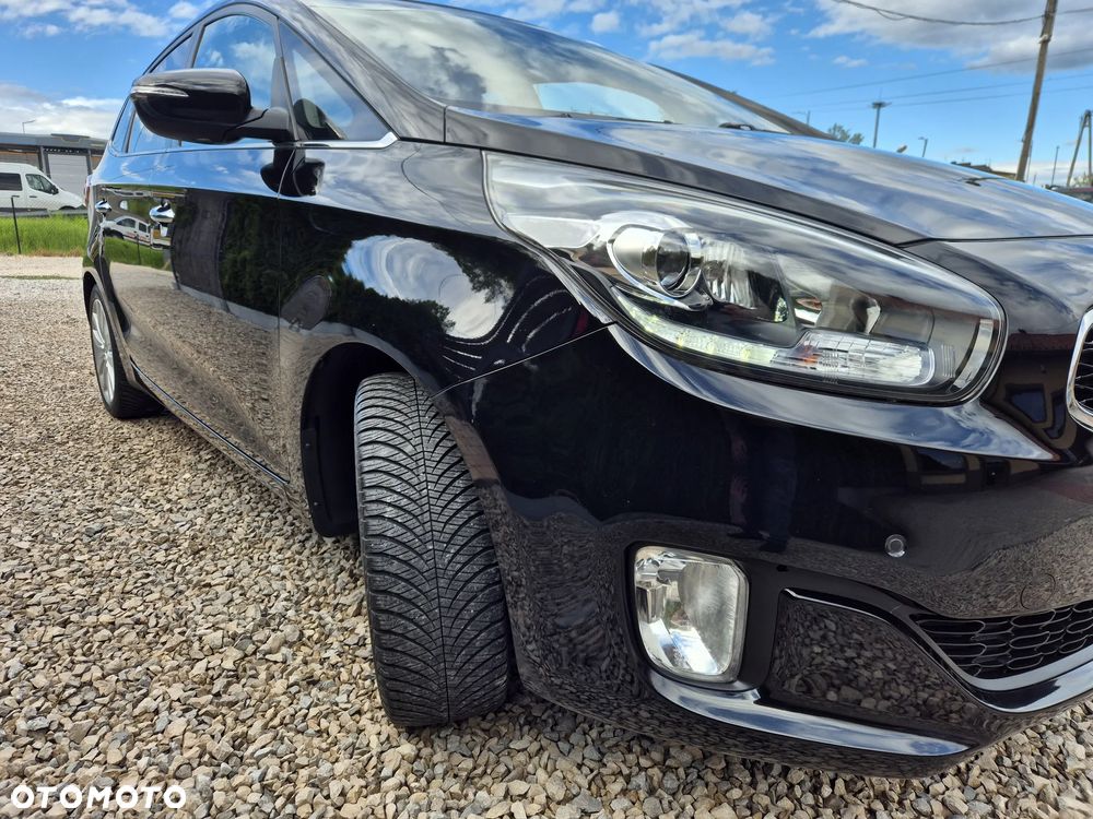 Kia Carens 1.6 GDI Fifa World Cup Edition - 11