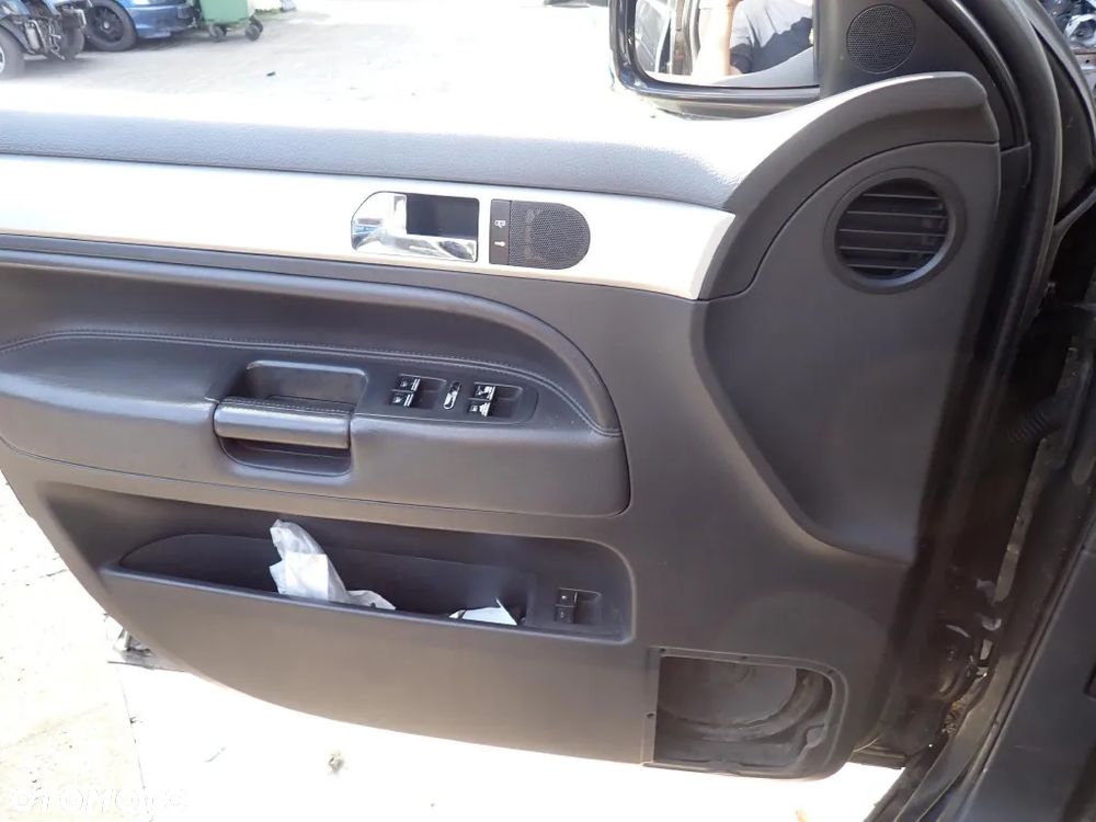 CZĘŚCI - Vw Touareg I 2,5 TDI 174KM BAC 4X4 6B FEA lakier L041 2004r. INDEX - 9646 - 14