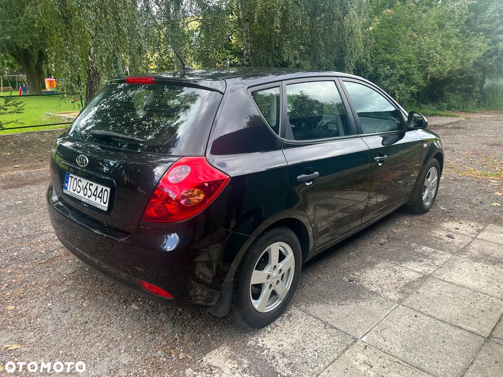 Kia Ceed 1.4 Comfort + - 4
