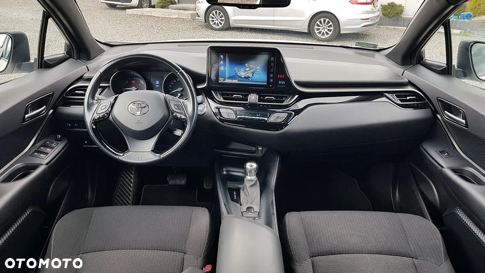 Toyota C-HR - 17