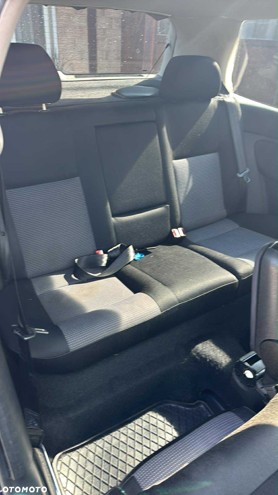 Volkswagen Golf IV 1.6 Basis - 4