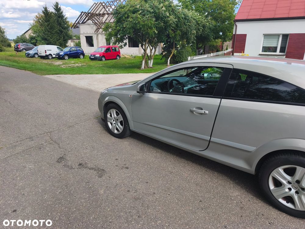 Opel Astra 1.6 Enjoy - 4
