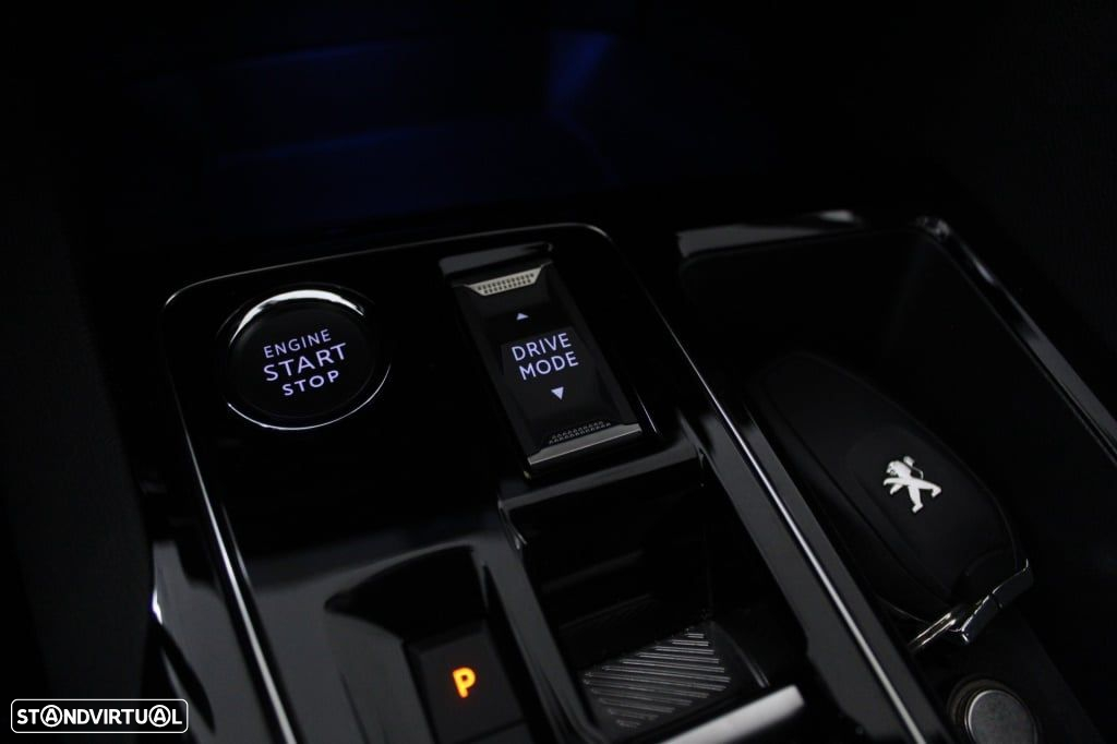 Peugeot 3008 1.5 BlueHDi Allure Pack EAT8 - 30