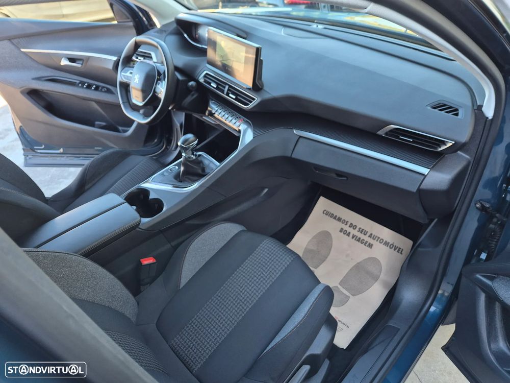 Peugeot 3008 1.5 BlueHDi Active Pack - 43