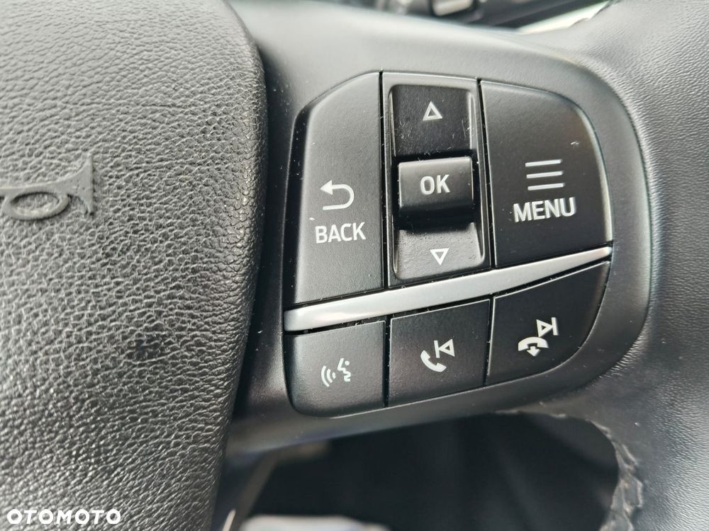 Ford Kuga 1.5 EcoBoost ST-LINE - 24