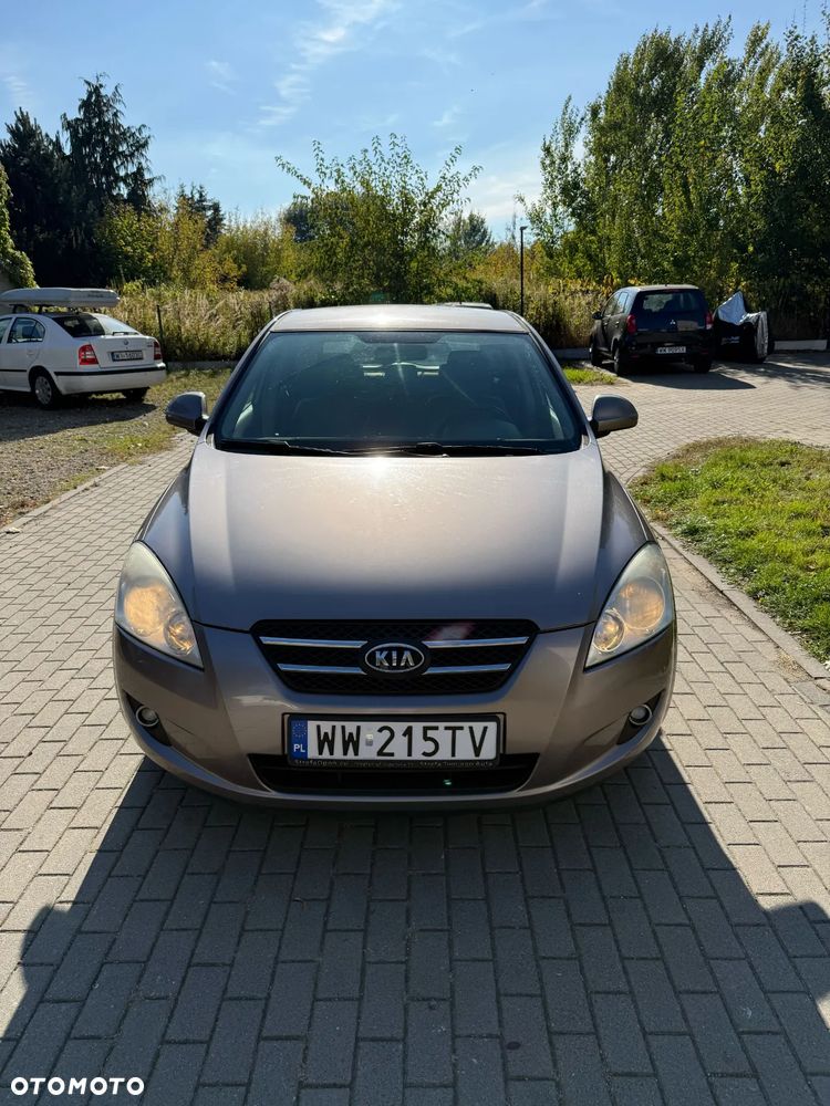 Kia Ceed Cee'd 1.6 Optimum + - 1