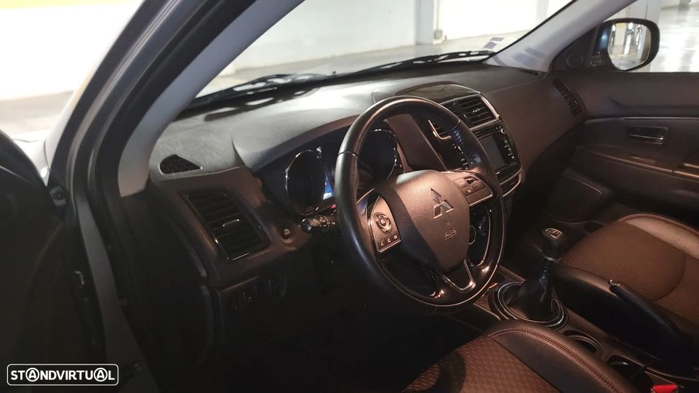 Mitsubishi ASX 1.6 DI-D Intense Black Edition - 11