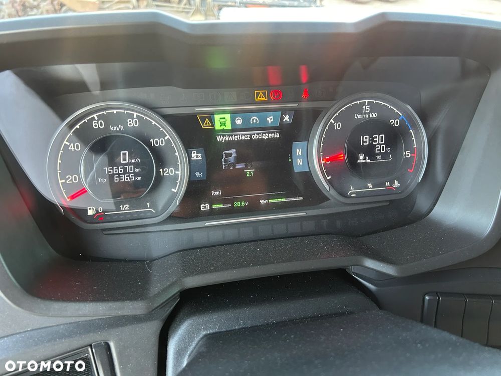 Scania S450 RETARDER / LED / NAWIGACJA / WIRTUALNE ZEGARY / 2 ZBIORNIKI PALIWOWE / LODÓWKA / PRZEBIEG 756 TYS. KM / SCANIA z POLSKIEGO SALONU / 2020 ROK !! - 25