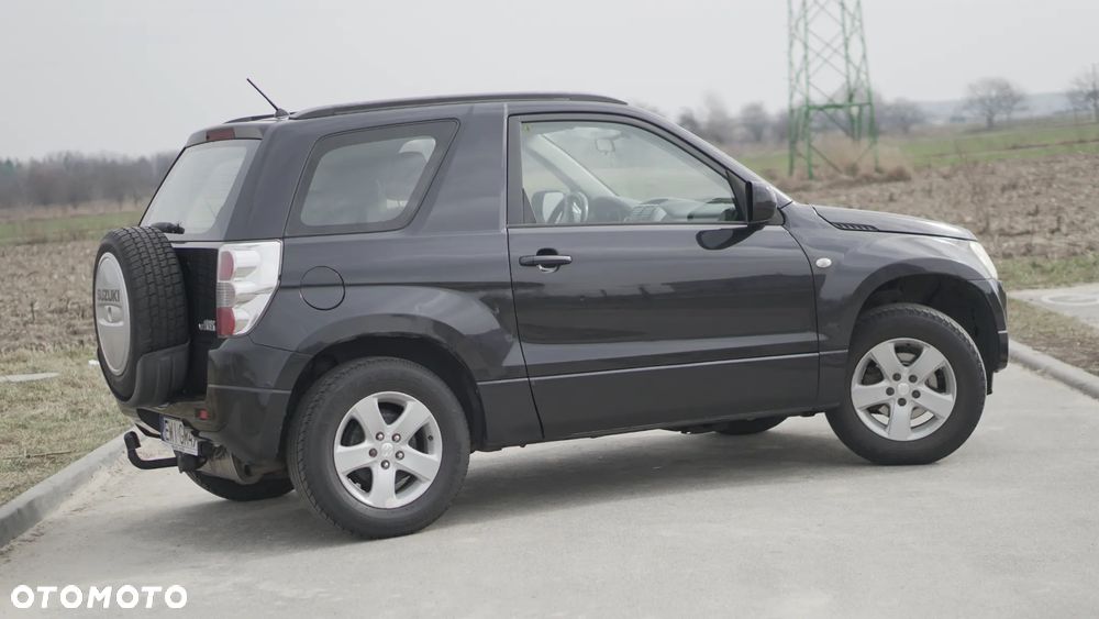 Suzuki Grand Vitara 1.6 - 2