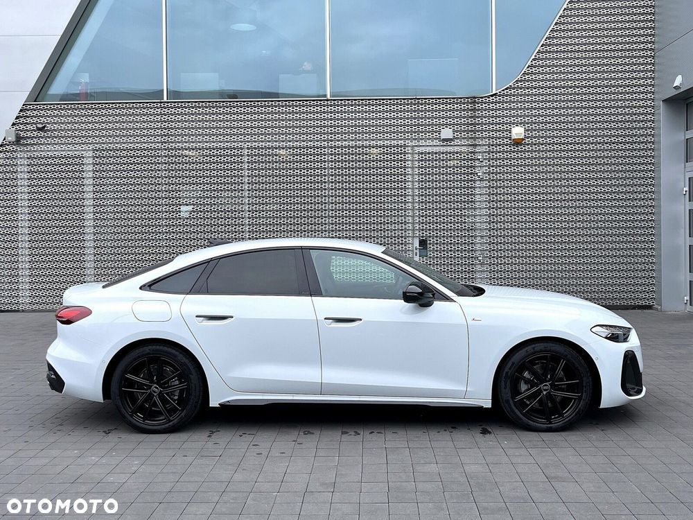 Audi A5 Limousine - 1