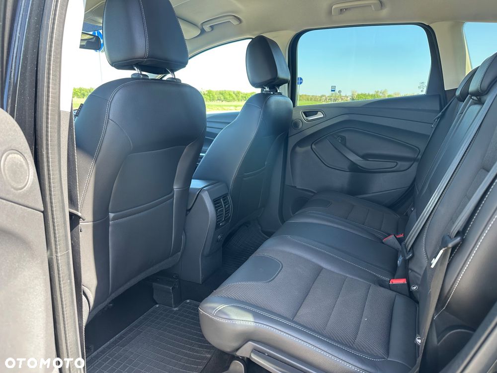 Ford Kuga 2.0 TDCi 2x4 Champions Edition - 11