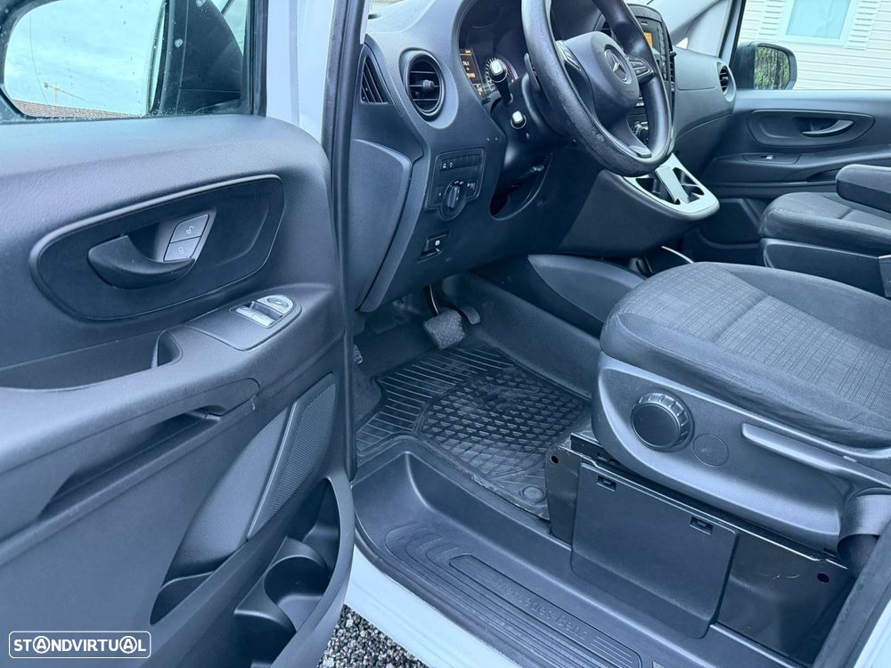 Mercedes-Benz Vito Tourer - 20