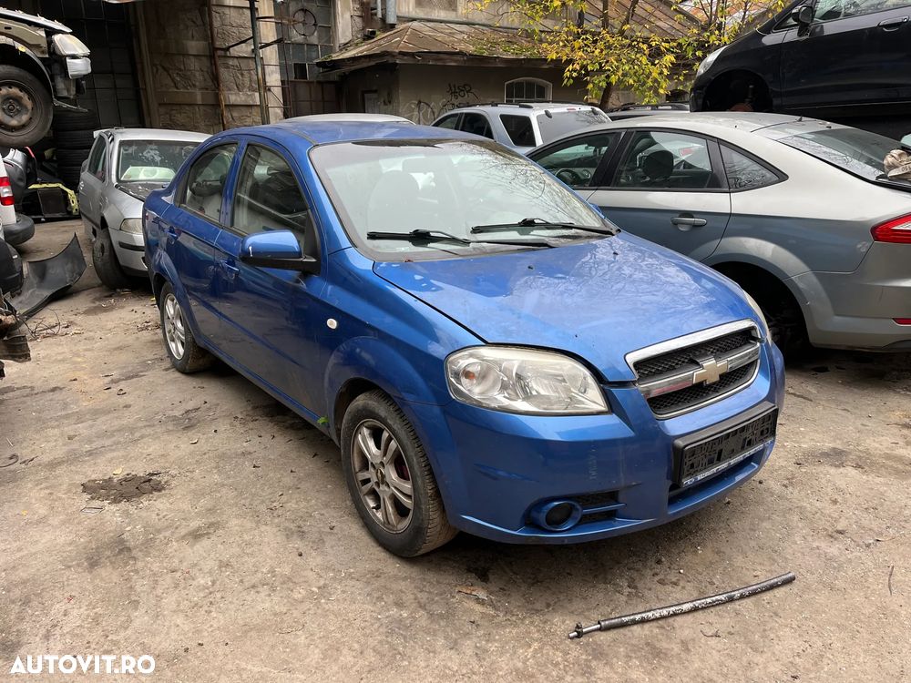 Dezmembrez Chevrolet Aveo albastru 1,4 benzina 2007