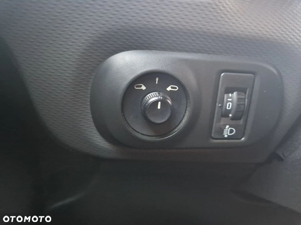 Citroën C4 Cactus - 18